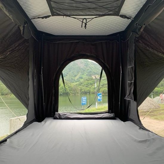 Remaco Vehicle off Road Auto Hardshell 211*131*130cm Aluminum Roof Top Tent with Solar Panel